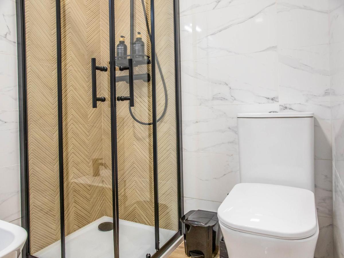 Tuguest Avenida Madrid Apartment กรานาดา ภายนอก รูปภาพ
