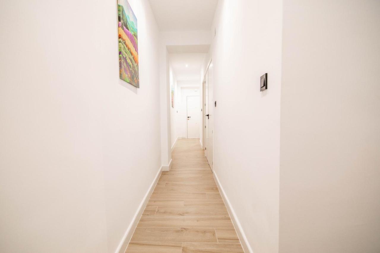 Tuguest Avenida Madrid Apartment กรานาดา ภายนอก รูปภาพ
